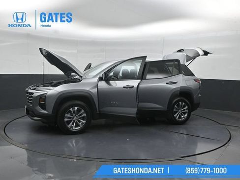Used 2025 Chevrolet Equinox LT AWD/4WD image 54