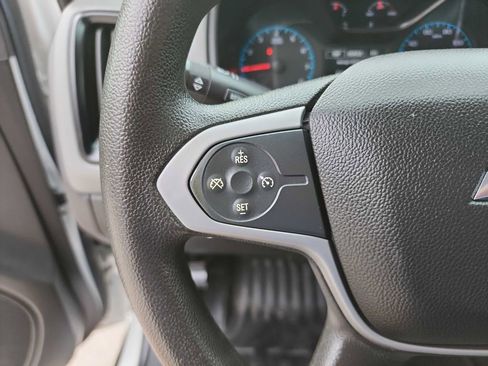 Used 2020 Chevrolet Colorado W/T w/ WT Convenience Package image 17