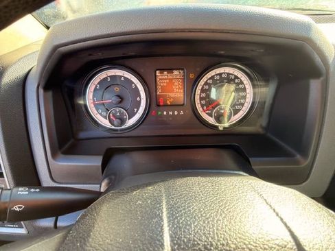 Used 2017 RAM 1500 Express image 4