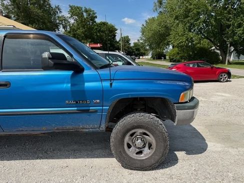 Used 1999 Dodge Ram 1500 Truck 4x4 Quad Cab image 3