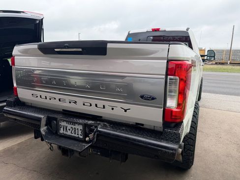 Used 2019 Ford F350 Platinum w/ Platinum Ultimate Package AWD/4WD image 37