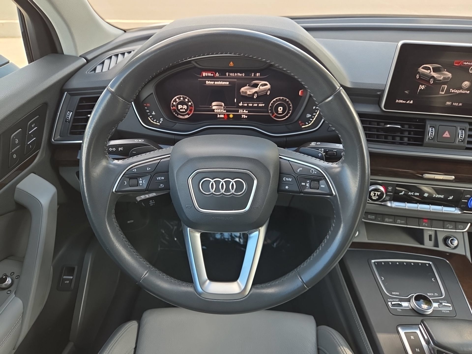 Used 2019 Audi Q5 2.0T Premium Plus w/ Premium Plus Package AWD/4WD image 17