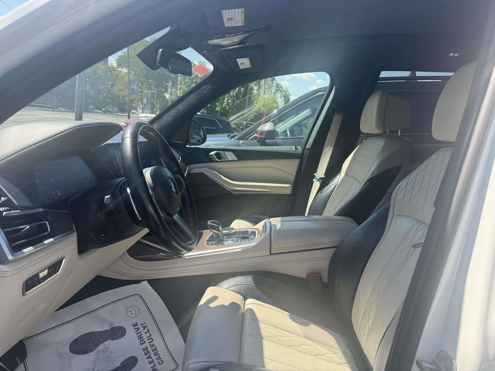Used 2020 BMW X7 M50i AWD/4WD image 18