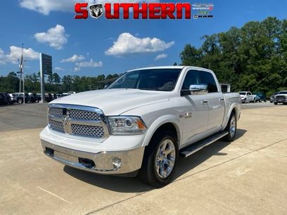 Used 2017 RAM 1500 Laramie w/ Convenience Group