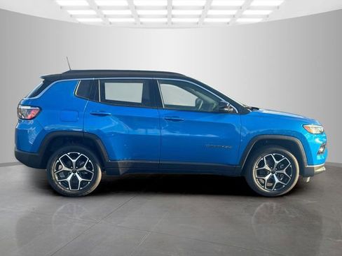 New 2026 Jeep Compass Limited image 8