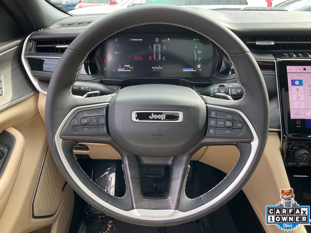 Used 2023 Jeep Grand Cherokee 4WD 4xe w/ Luxury Tech Group II image 44
