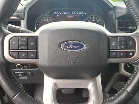 Used 2024 Ford Expedition Max XLT AWD/4WD image 12