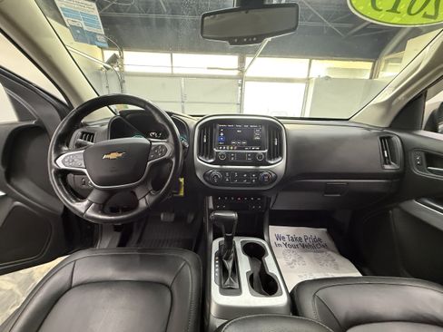 Used 2019 Chevrolet Colorado ZR2 w/ ZR2 Dusk Special Edition AWD/4WD image 13