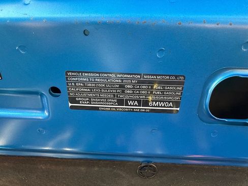 Used 2025 Nissan Sentra SR w/ SR Premium Package FWD image 37
