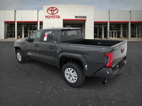 New 2026 Toyota Tacoma SR5 AWD/4WD image 17