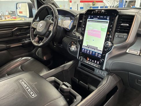 Used 2020 RAM 1500 Limited image 29