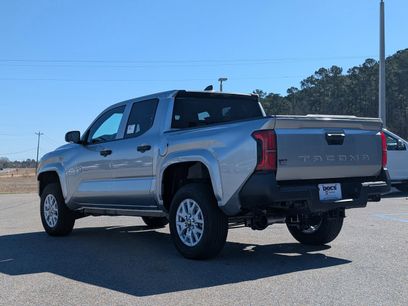 New 2026 Toyota Tacoma SR