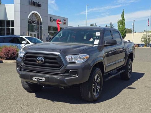 Used 2022 Toyota Tacoma SR AWD/4WD image 8