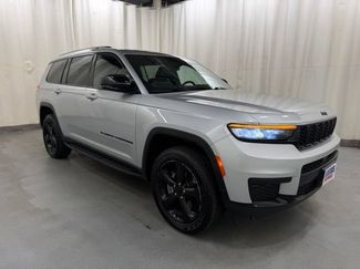 Used 2023 Jeep Grand Cherokee L Laredo AWD/4WD video 1