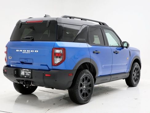 Used 2025 Ford Bronco Sport Badlands AWD/4WD image 9