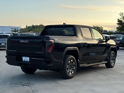 Used 2026 GMC Sierra EV Elevation AWD/4WD image 15
