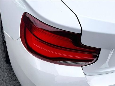 Used 2021 BMW 230i Convertible w/ M Sport Package image 32