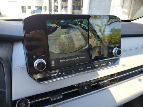 Used 2024 Mitsubishi Outlander SEL image 29