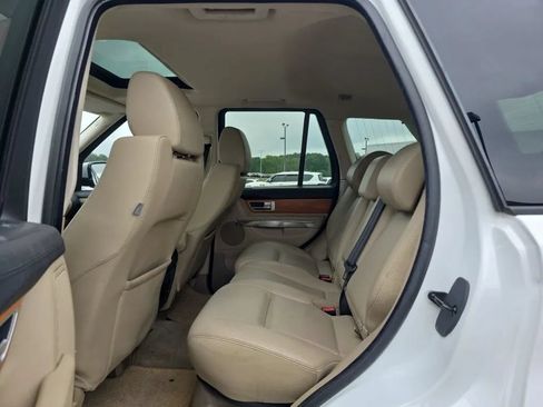 Used 2012 Land Rover Range Rover Sport HSE AWD/4WD image 41