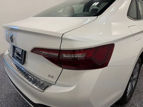 Used 2023 Volkswagen Jetta SE FWD image 18