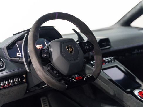 Used 2024 Lamborghini Huracan Sterrato image 79