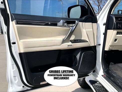 Used 2023 Lexus GX 460 Premium w/ Premium Package image 22