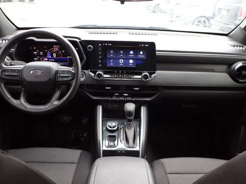 Used 2024 Chevrolet Colorado Trail Boss w/ Technology Package image 41