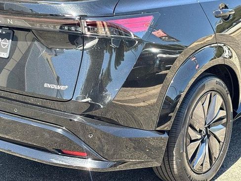 Certified 2024 Nissan Ariya FWD image 7