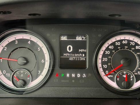 Used 2024 RAM 1500 Classic SLT AWD/4WD image 3