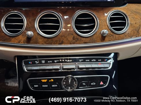Used 2018 Mercedes-Benz E 300 w/ Premium 1 Package image 40
