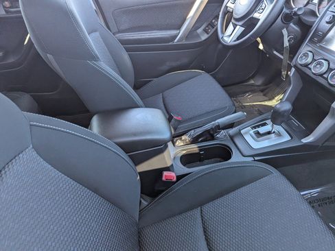 Used 2017 Subaru Forester 2.5i image 11