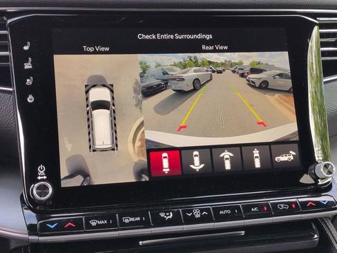 New 2026 Jeep Grand Wagoneer 4WD image 23