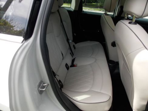 Used 2021 MINI Cooper S w/ Signature Upholstery Package FWD image 15