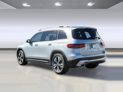 New 2026 Mercedes-Benz GLB 250 image 3
