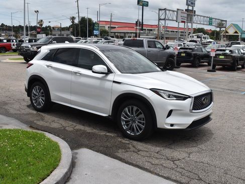 Used 2023 INFINITI QX50 Luxe FWD image 15