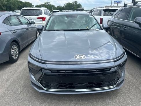 Used 2026 Hyundai Sonata SE FWD image 6