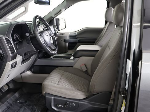 Used 2017 Ford F150 XLT w/ Equipment Group 302A Luxury image 27