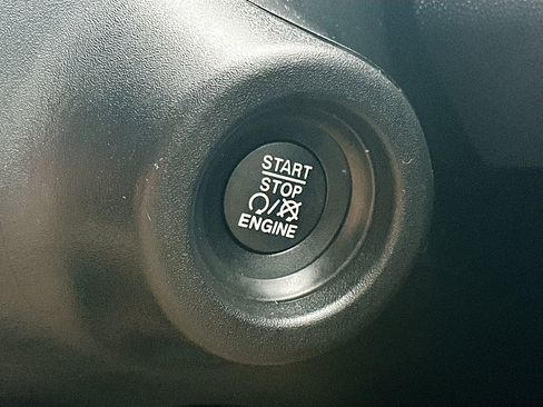 Used 2024 RAM ProMaster 3500 w/ Delivery Van Package image 27