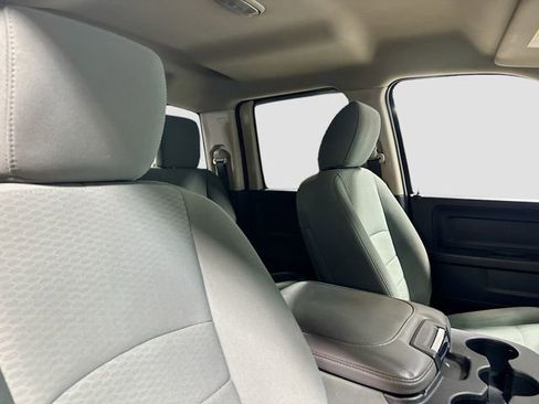 Used 2017 RAM 1500 Express image 26