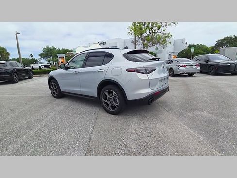 New 2025 Alfa Romeo Stelvio Sprint AWD/4WD image 31