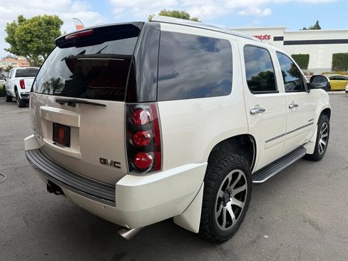 Used 2011 GMC Yukon Denali AWD/4WD image 14
