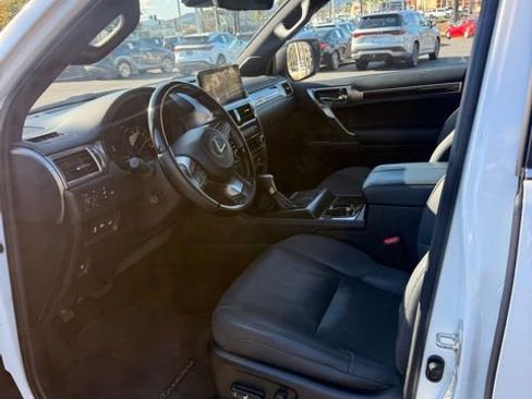 Used 2023 Lexus GX 460 Premium w/ Premium Plus Package AWD/4WD image 12