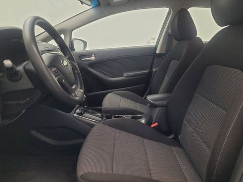 Used 2018 Kia Forte LX FWD image 17