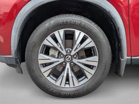 Used 2021 Nissan Rogue SV FWD image 22