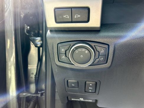 Used 2020 Ford F350 Lariat w/ Lariat Ultimate Package AWD/4WD image 25