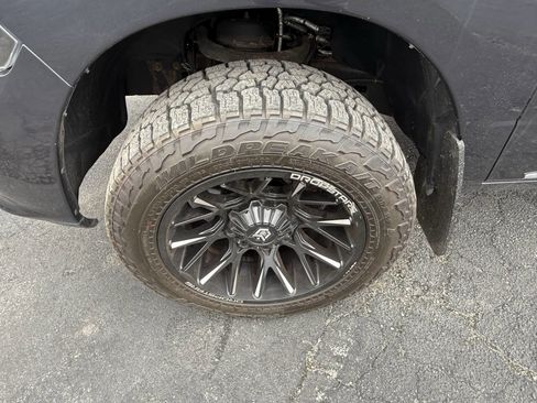 Used 2015 RAM 1500 Limited AWD/4WD image 11
