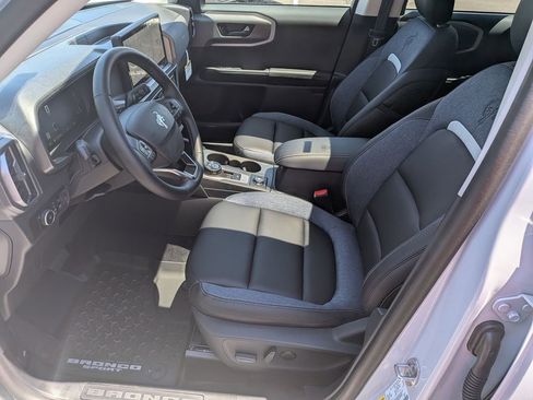 New 2026 Ford Bronco Sport Outer Banks w/ Outer Banks Tech Package+ AWD/4WD image 17