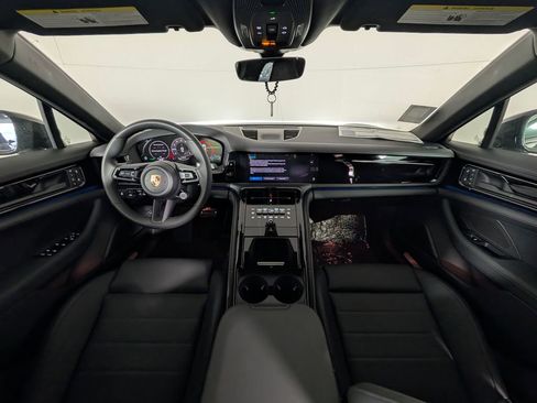 New 2025 Porsche Panamera image 20