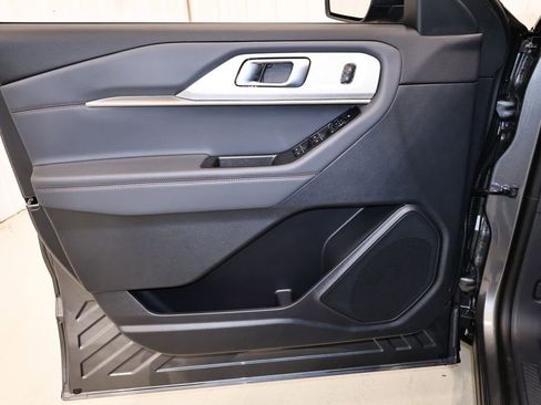 New 2026 Ford Explorer Active AWD/4WD image 10