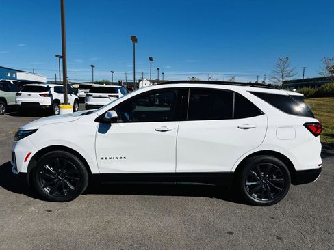 Used 2022 Chevrolet Equinox RS w/ RS Leather Package image 3